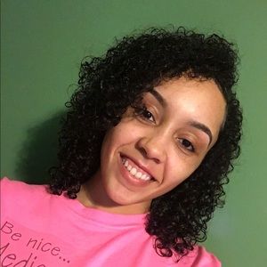 Meet your Posher, Cija